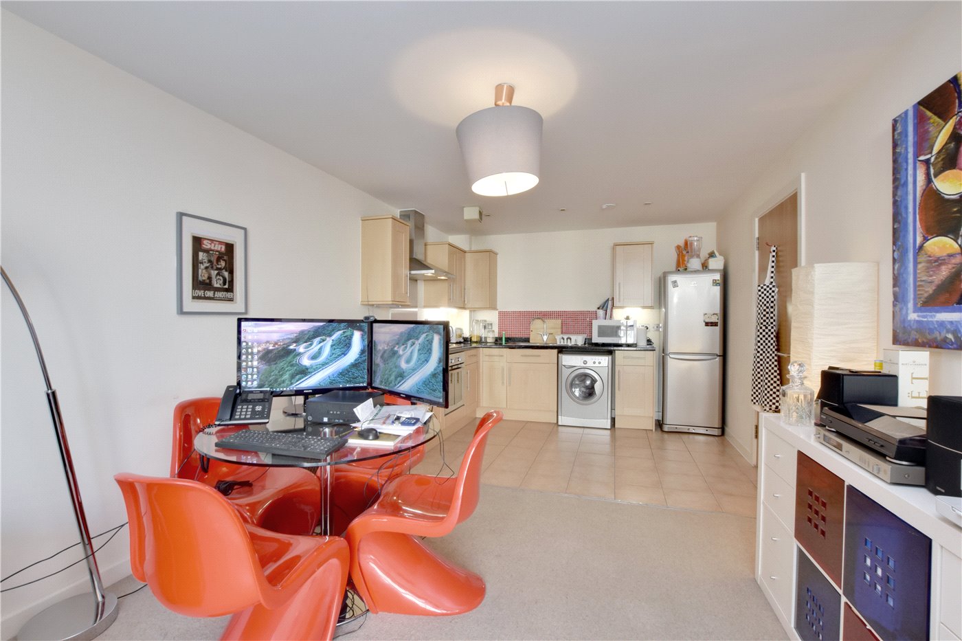 Kitchen/Dining Area